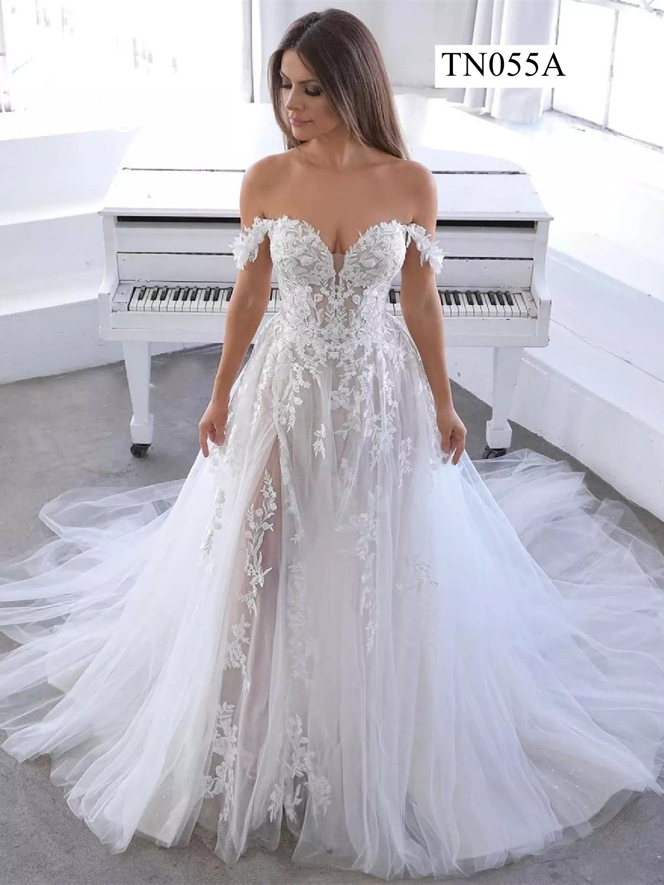 sweetheart neckline wedding dress